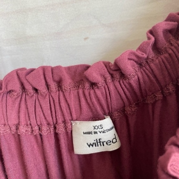 Aritzia Off Shoulder Top - Picture 4 of 4